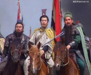 正史三國第一猛將是誰，當屬過五關斬六將的關羽莫屬