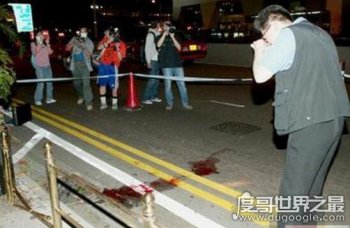 張國榮24樓跳下有多慘，縱身躍下24樓摔得面目全非
