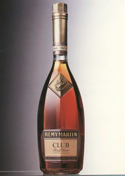 remymartin是什么酒，中文意思是人頭馬