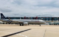 哪個航空公司好， 中空和中國國際航空、東方航空
