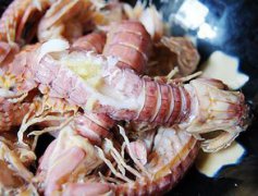 皮皮蝦吃什么，一般都是以小雜魚等為食