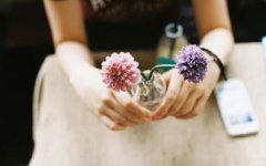 竹節手的女人什么命，為生活奔波勞苦沒什么福氣