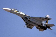 戰斗機怎么折，先折出‘米’字型然后進行雙三角形折法