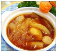 佛跳墻里面有什么材料，有雞鴨羊肘豬蹄排骨鴿蛋