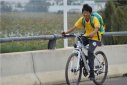 駕駛叉車佩戴安全帽