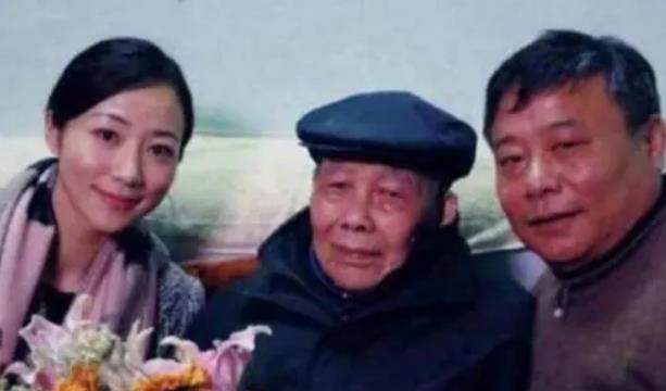 韓雪的爺爺和外公是哪個將軍，家世強大是真（傳言不實）