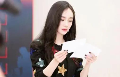 楊冪的421事件到底是什么，別有用心的人故意編寫PDF文檔黑她