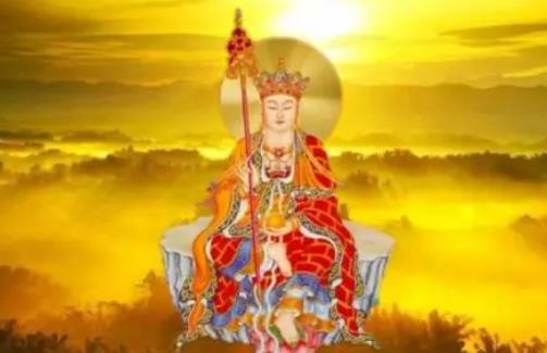 地藏王菩薩是保佑什么的，保佑活人能夠安居樂業