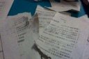 把作業撕了犯法嗎，老師撒作業本涉嫌侮辱學生