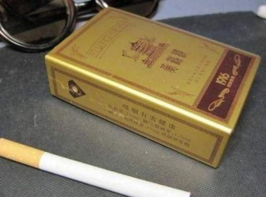 國內公認最好抽的香煙，黃鶴樓軟藍是香煙中的佼佼者