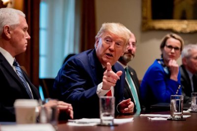 新冠到底是不是政府騙局，為什么不能像非典一樣自己消失