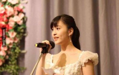 林奕含和她先生是怎么認識的，在大學時相識的